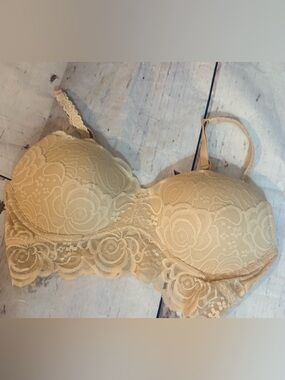 Victoria's Secret Beige Lace Push-Up Bralette